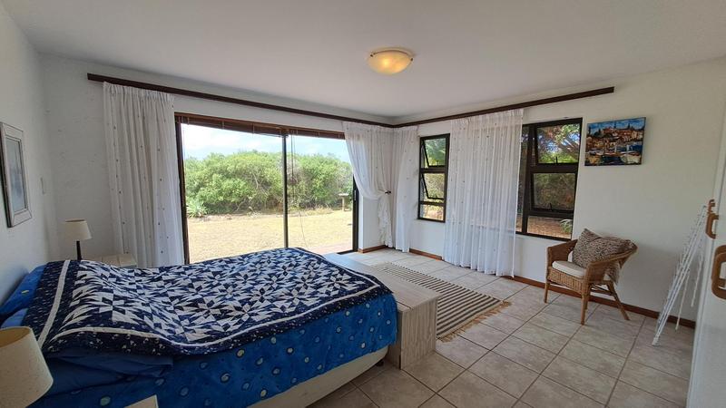 4 Bedroom Property for Sale in Jongensfontein Western Cape